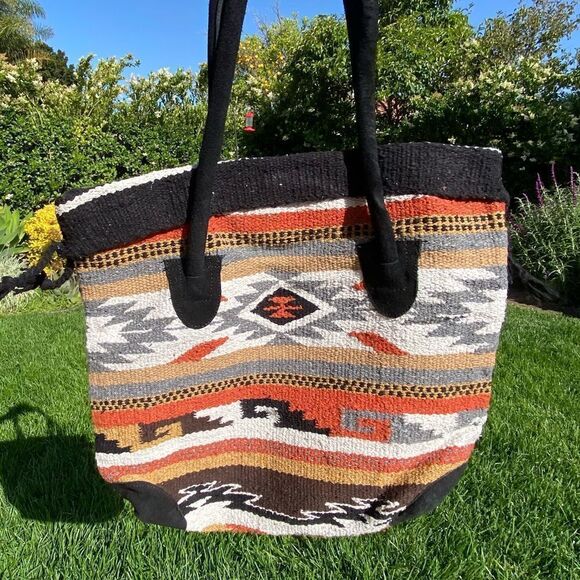 Santa Fe Tote Bag - Picture 5 of 12